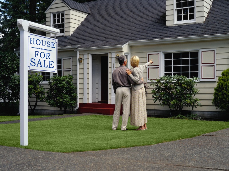 3+ Kinh nghiệm nhất định phải biết khi bán nhà qua môi giới để tránh rủi ro